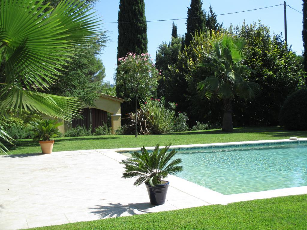 Le Clos Des Canebiers Grasse Exterior photo